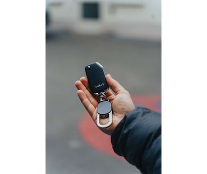 Keyfinder-nøkkelring, sporbar over hele verden og med USB C