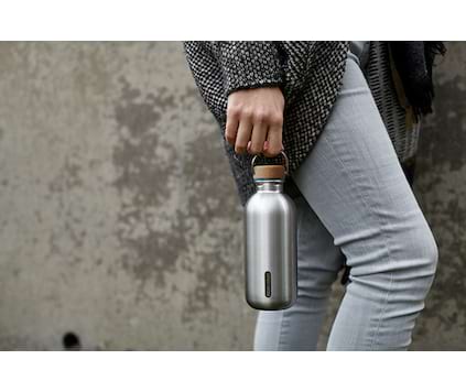 Black+Blum Vannflaske i stål 600 ml