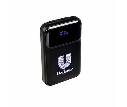 Powerbank 10 000 mAh med innebygde kabler