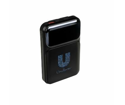 Powerbank 10 000 mAh med innebygde kabler