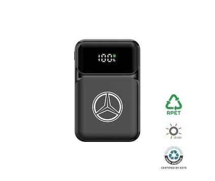 Powerbank 10 000 mAh med innebygde kabler
